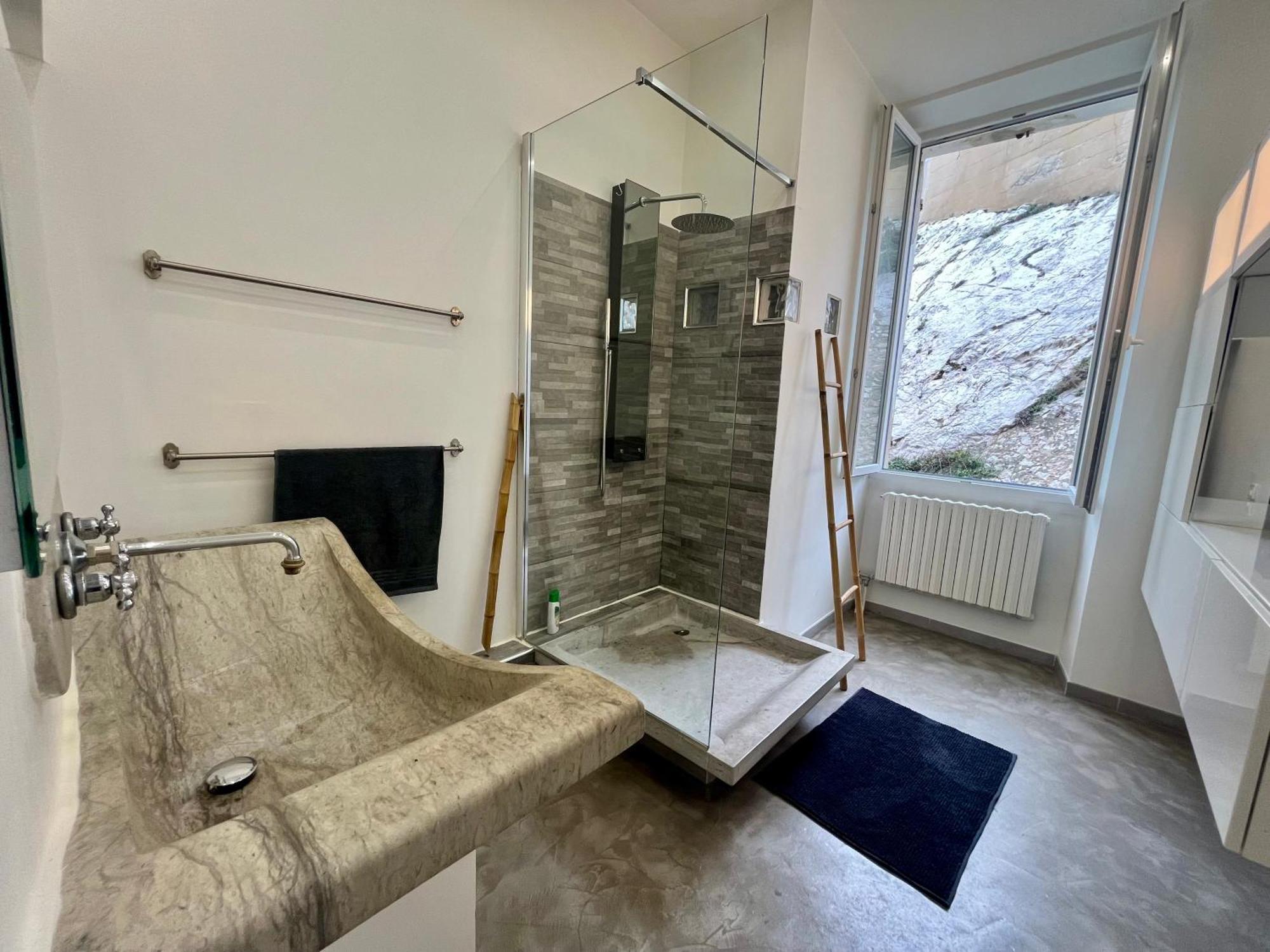 Appartement Sur La Corniche Kennedy Face A La Mer Marseille Exterior photo