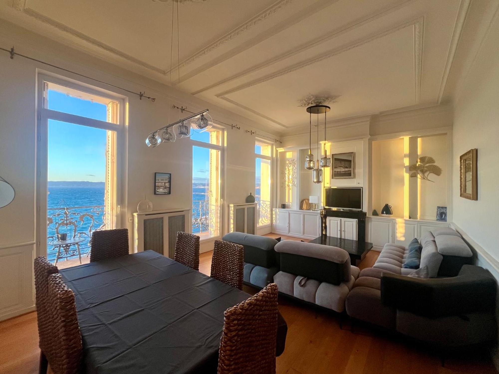 Appartement Sur La Corniche Kennedy Face A La Mer Marseille Exterior photo